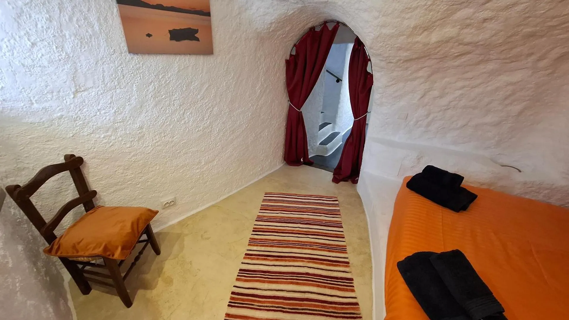 Cuevas Azul Vila Baza 0*,  Espanha